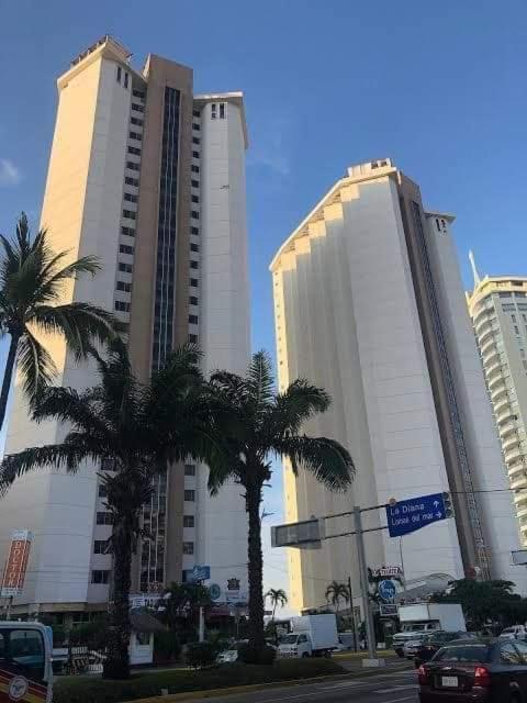 Suite En Torres Gemelas A Pie De Playa 611 Acapulco Exteriör bild